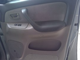2007 TOYOTA SEQUOIA, SILVER, SR5, 4.7L, 4WD, Z25991